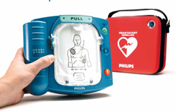 AED's of geAutomatiseerde Externe Defibrillatoren kunnen levens redden. Meer info over deze toestellen vind je op www.cardioservice.eu