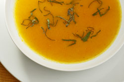 Wortelsoep met salie