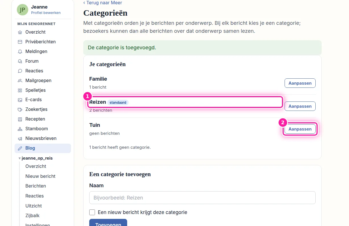 Je ziet nu de melding "De categorie is toegevoegd.". Onder "Je categorieën" staan al je categorieën, telkens met het aantal berichten dat erbij hoort. Het woord "standaard" naast een categorie (1) betekent dat een nieuw bericht die categorie krijgt. Wil je een categorie een andere naam geven of verwijderen, klik dan ernaast op "Aanpassen" (2).