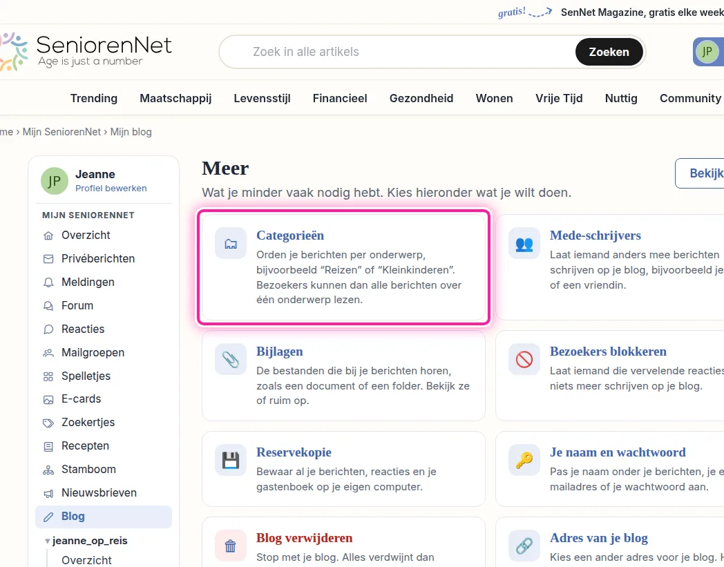 Op de pagina "Meer" staan de mogelijkheden die je minder vaak nodig hebt. Klik op "Categorieën" om je categorieën te bekijken en aan te passen. Zie je dat vak niet, dan ben je mede-schrijver op deze blog. Alleen de eigenaar van de blog kan de categorieën beheren.