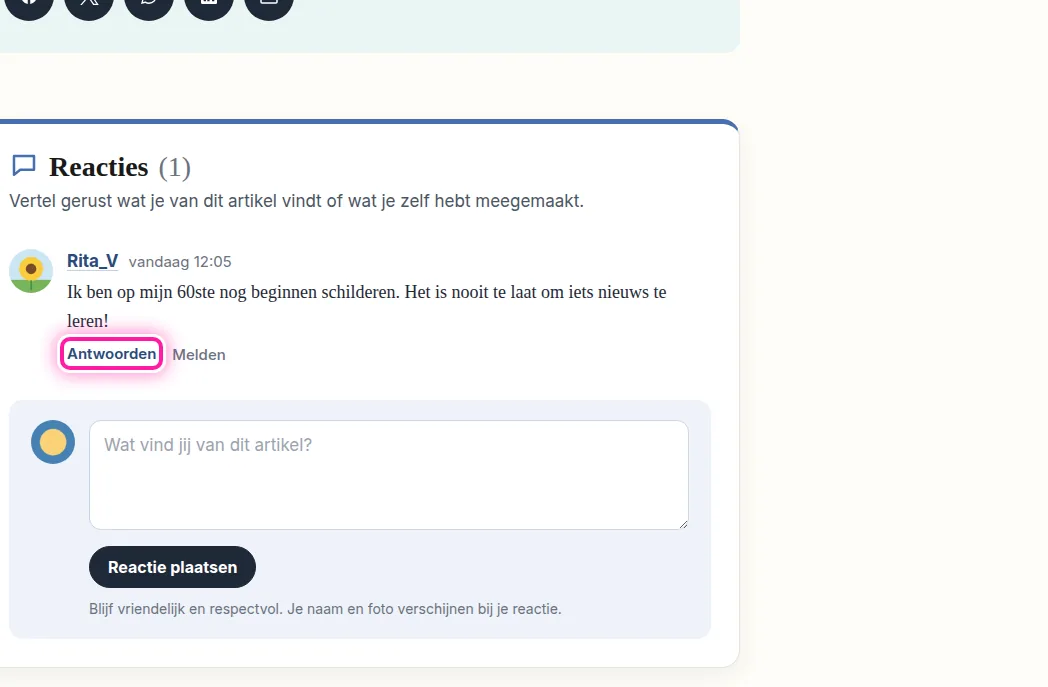Ga onder het artikel naar "Reacties" en zoek de reactie waarop je wil antwoorden. Onder die reactie staat de link "Antwoorden". Klik daarop, dan opent er een vak waarin je aan die persoon kan schrijven.